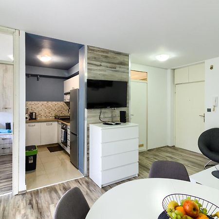 Apartment Lungomare Pula Zewnętrze zdjęcie